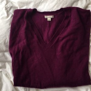 V neck sweater
